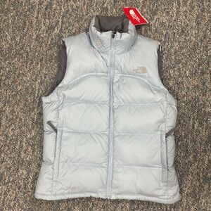Women’s The North Face Gray Insulated Vest size Women’s Large